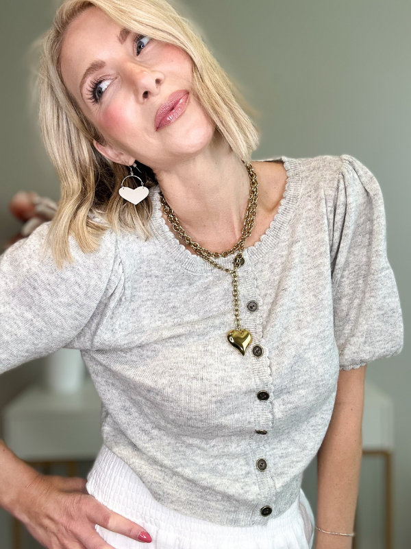 BOLD WRAP AROUND XL HEART NECKLACE - GOLD
