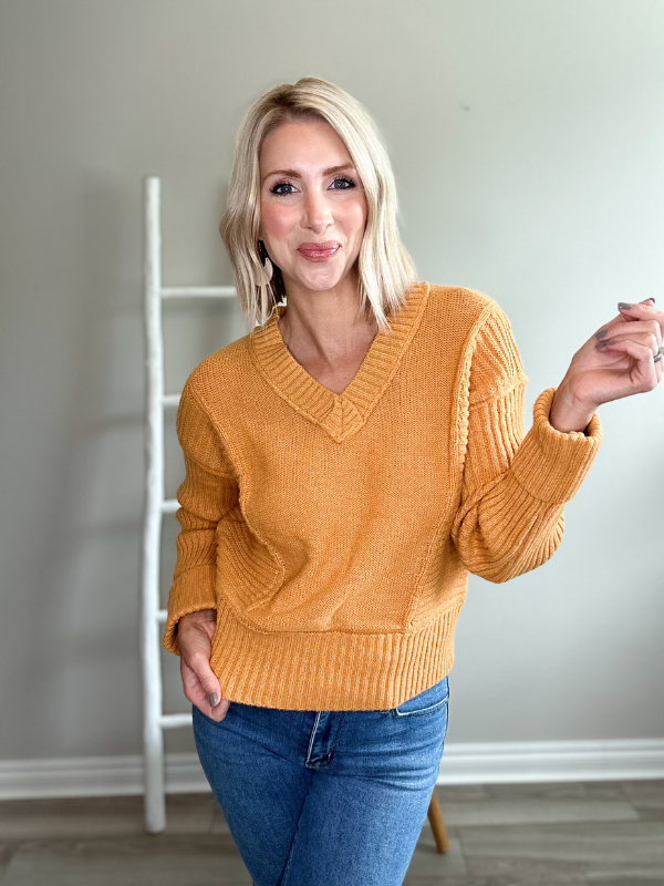 PUMPKIN SPICE KNITTED SWEATER - ORANGE