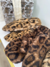 FAUX FUR LEOPARD MITTENS - CAMEL/BLACK