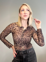 IN LOVE WITH LEOPARD TOP