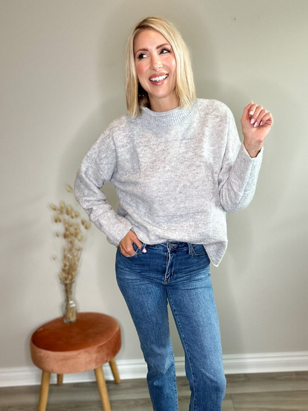 THE RYLEIGH SWEATER - HEATHER GREY