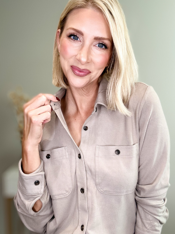 DREAMY SOFT BUTTON-UP TOP - TAUPE