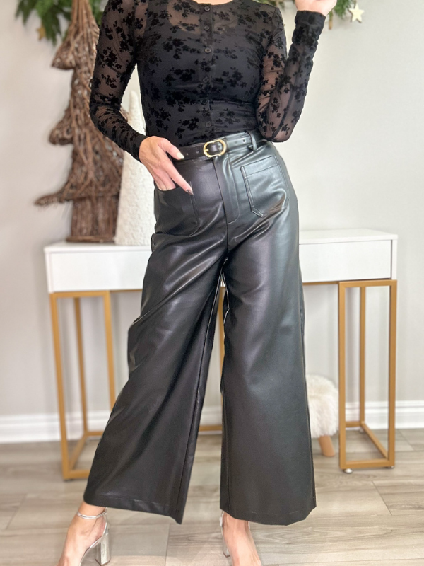 THE CITY FAUX LEATHER WIDE LEG PANTS - BLACK – Feather + Fray Boutique