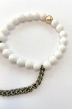 THE SHINY WHITE GEMSTONE WITH LOOP CHAIN BRACELET