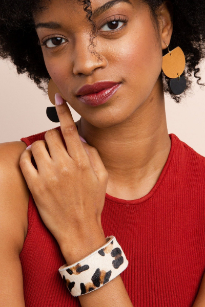 CHEETAH CUFF