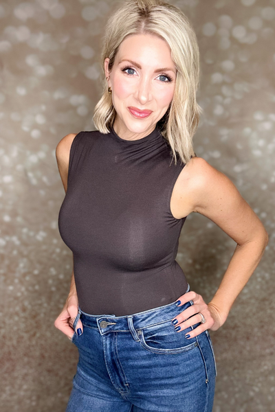 ESSENTIAL MOCK NECK SLEEVELESS BODYSUIT - CHARCOAL