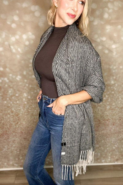 HARMONY WRAP SCARF - GRAY