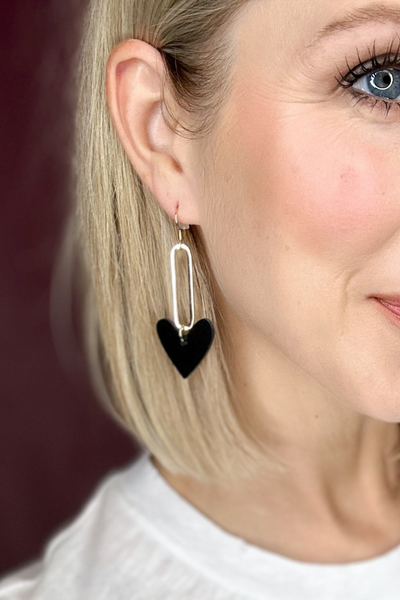 BLACK MILAS EARRINGS