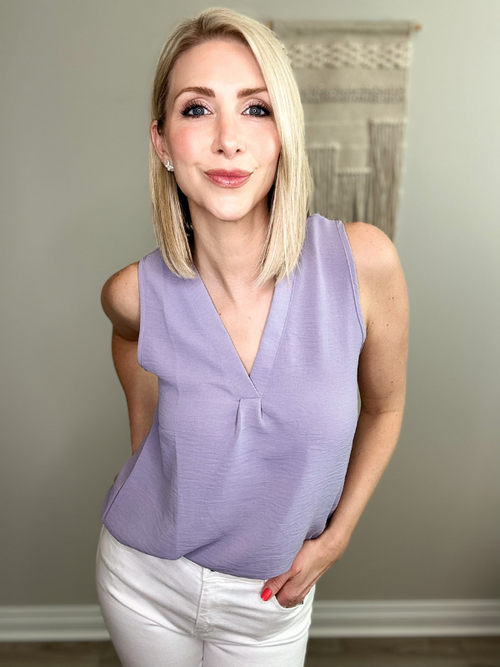 LILLY SLEEVELESS V-NECK BLOUSE - LAVENDER
