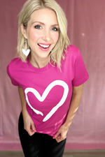 OPEN HEART GRAPHIC TEE - BERRY